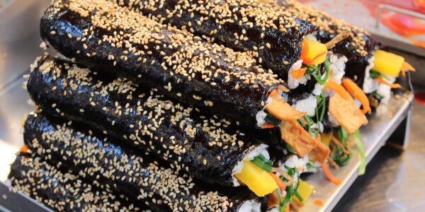 김밥만 7줄 시켰다고 취소당했어요…. 유명 김밥 프랜차이즈 논란